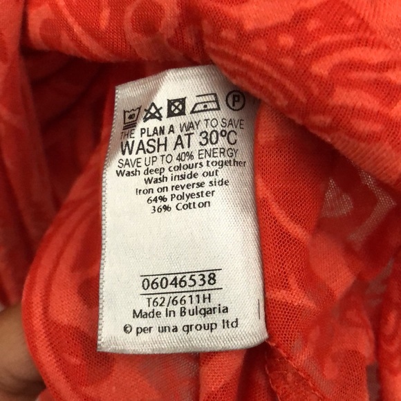 M&S Orange front knot crop top. - Picture 9 of 9